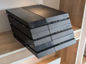 PS4 Gaming Console
