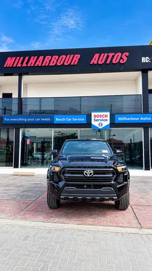 Toyota Tacoma SR5 Access Cab 6' Bed AT 2024 Black