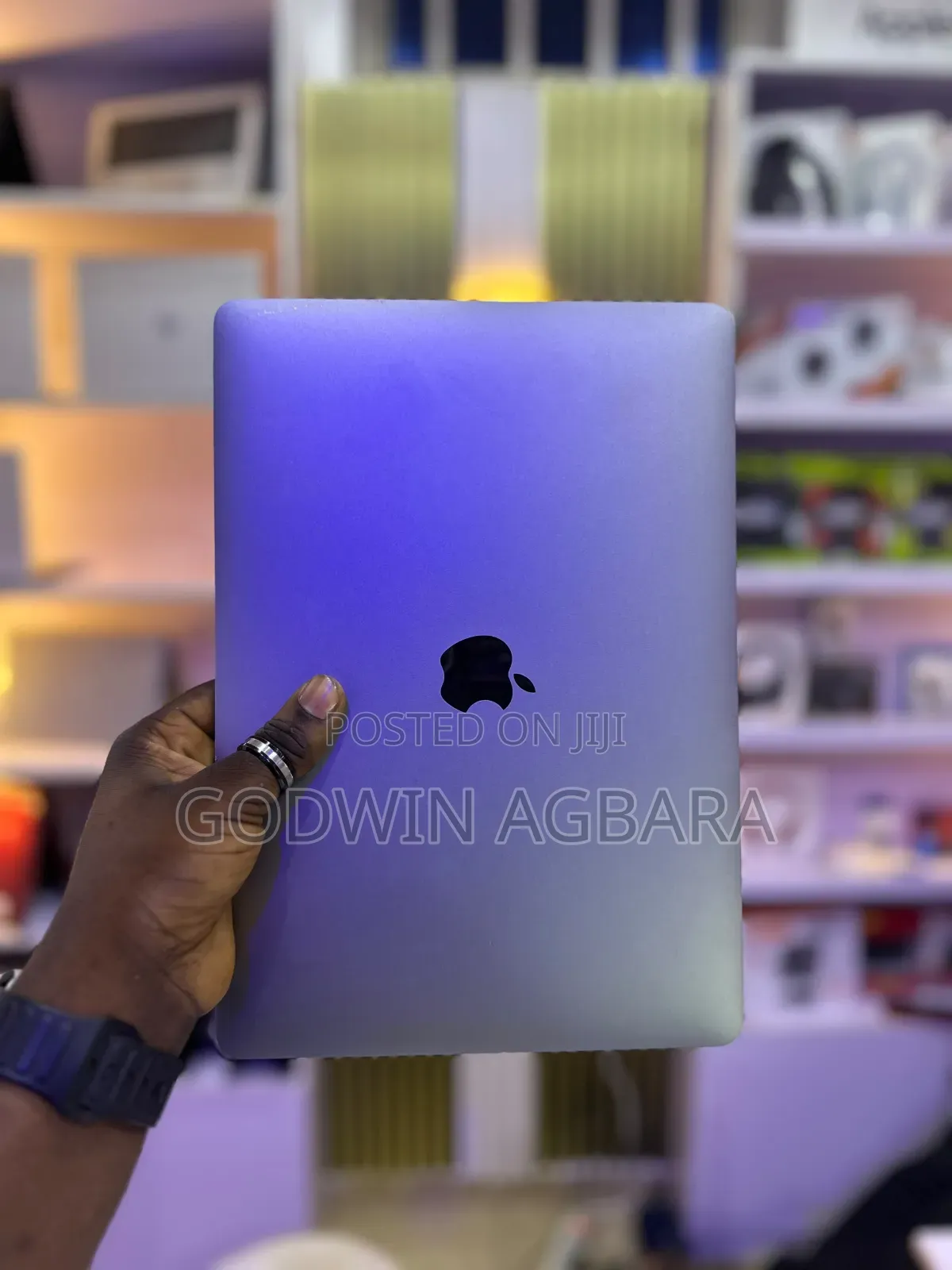 Laptop Apple MacBook 2018 8GB Intel Core i5 SSD 1T