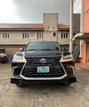 Lexus LX 570 2012 Black