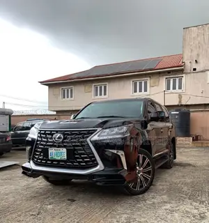 Lexus LX 570 2012 Black