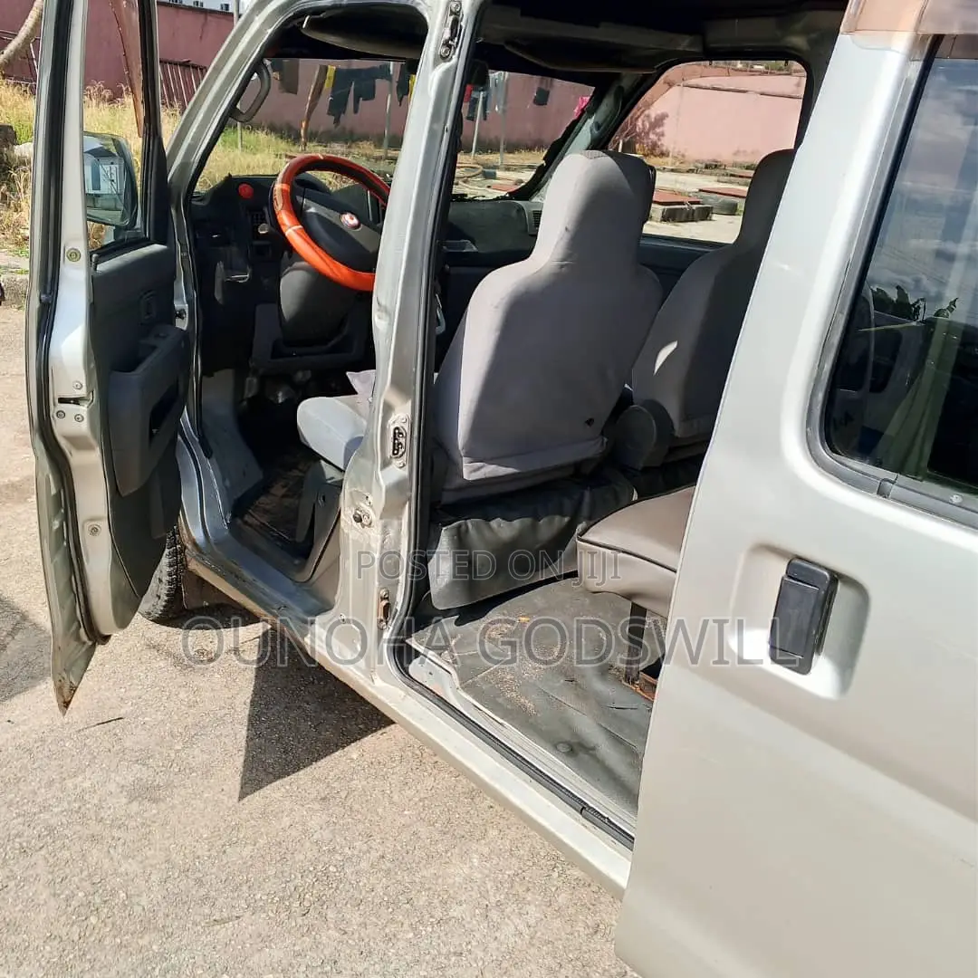 Daihatsu Hijet 2010 Silver