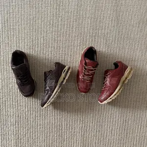 Exclusive Kith Ronnie Feig X New Balance 2011 Sneakers