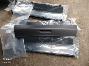 Rear Bumper Tow Cover Ford Explorer 2018