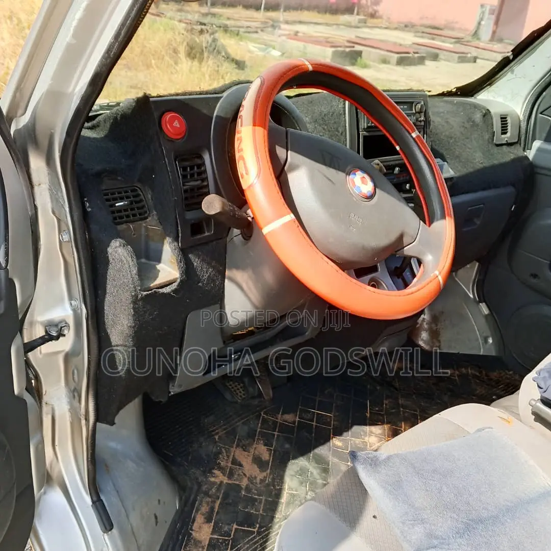 Daihatsu Hijet 2010 Silver