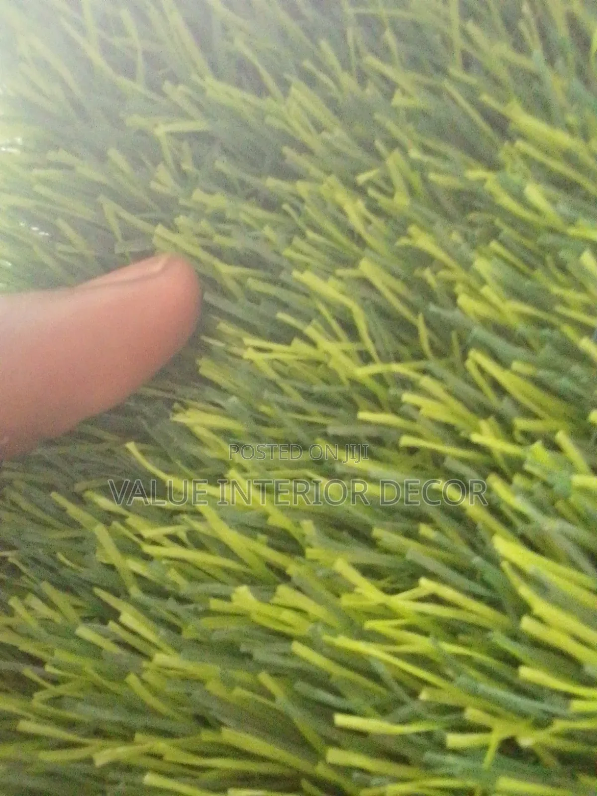 Artificial Grass. Available From 10mm to 50mm. ( High Quality)