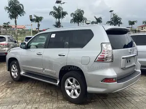 Lexus GX 2014 Silver