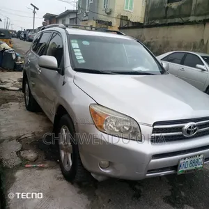 Toyota RAV4 2008 Silver