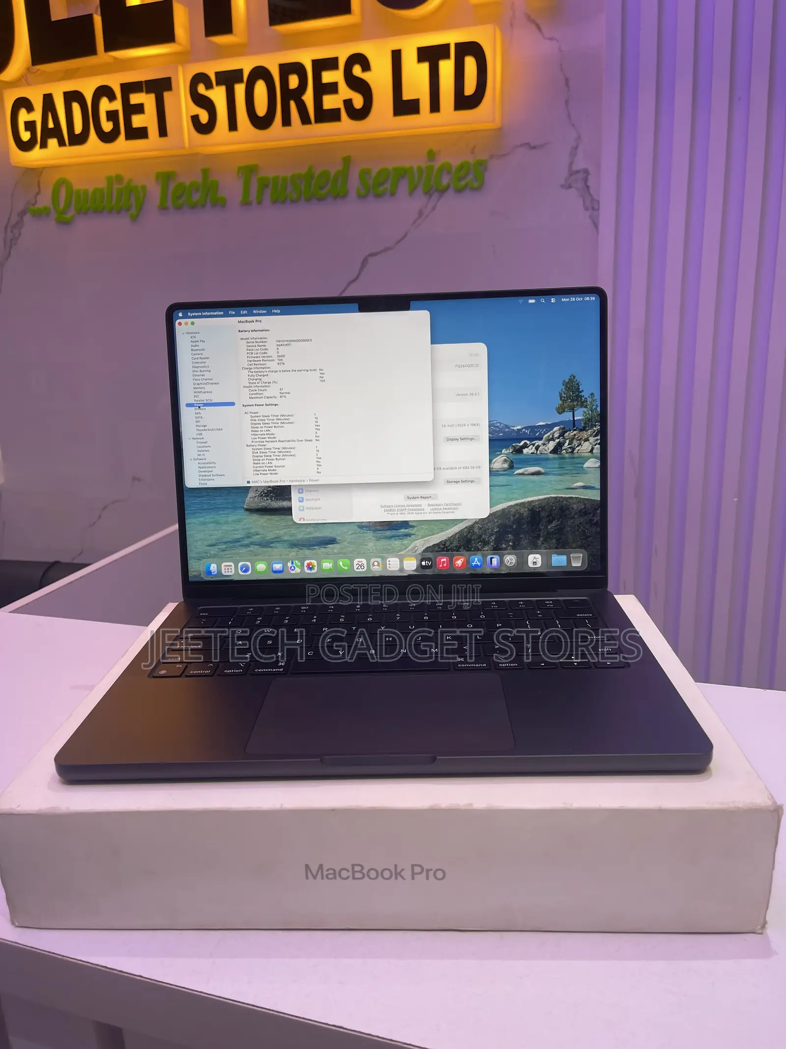 Laptop Apple MacBook Pro 2023 M3 Pro 18GB Apple M3 Pro SSD 512GB
