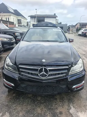 Mercedes-Benz C300 2014 Black