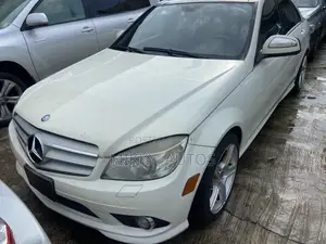 Mercedes-Benz C300 2009 White