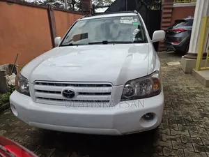 Toyota Highlander Limited V6 2005 White