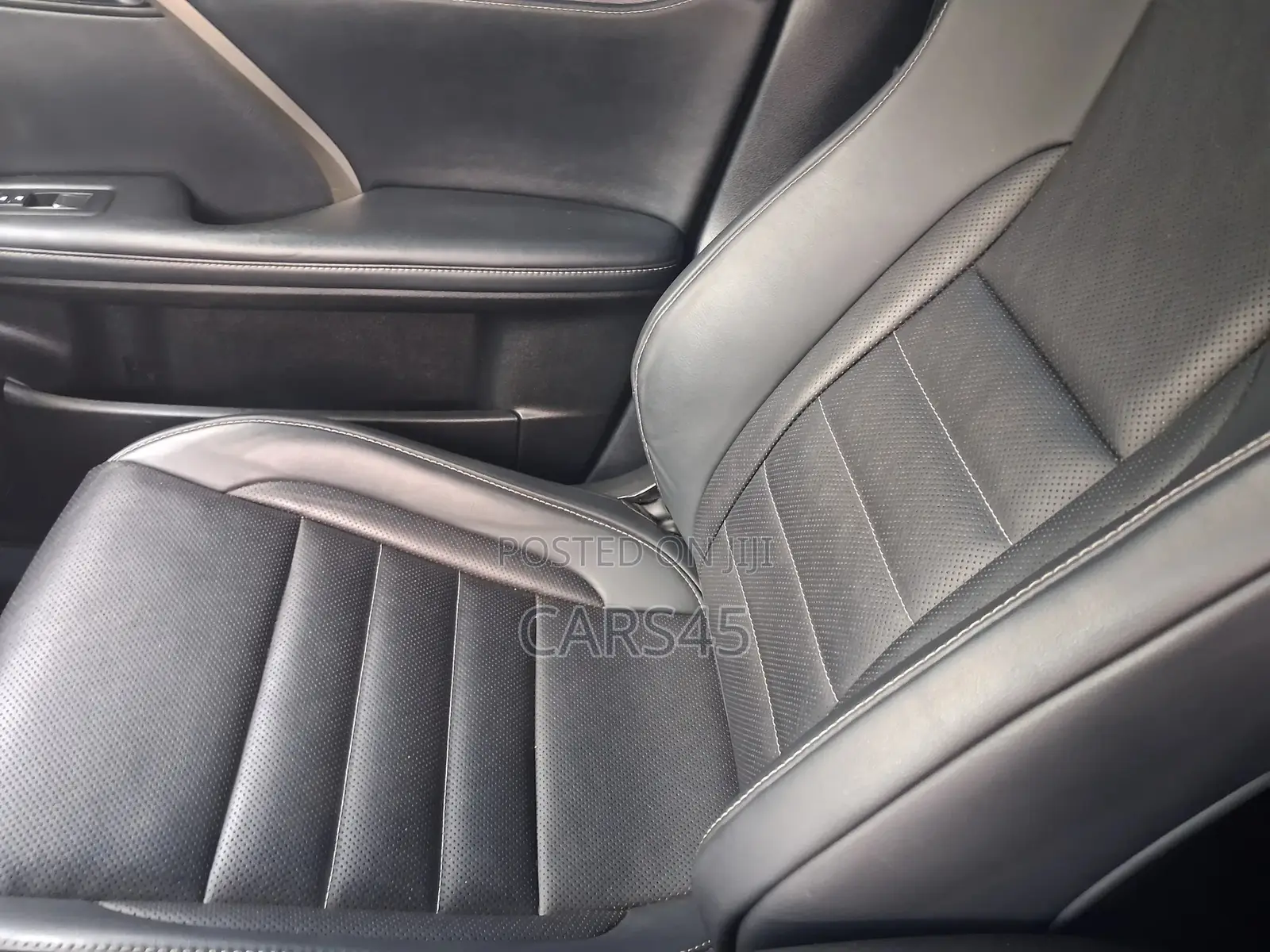 Lexus RX 2022 Gray