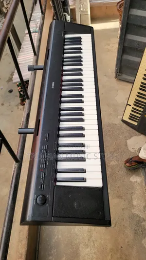 Yamaha Np12