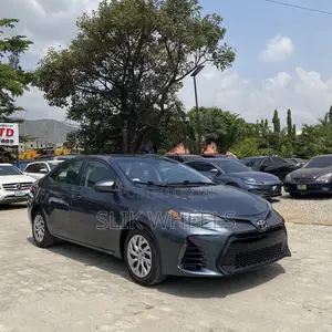 Toyota Corolla 2019 Blue