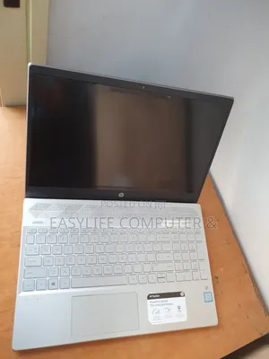 Laptop HP Pavilion 15 8GB Intel Core i5 SSD 256GB