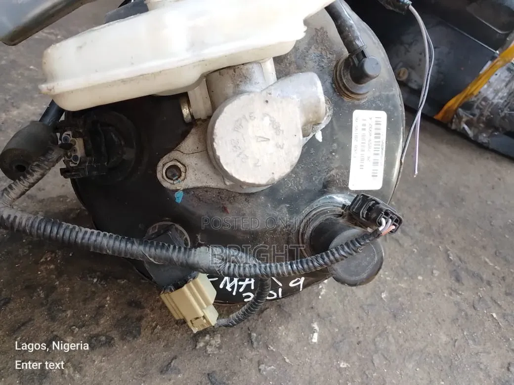 Servo & Master Ford C-Max 2018