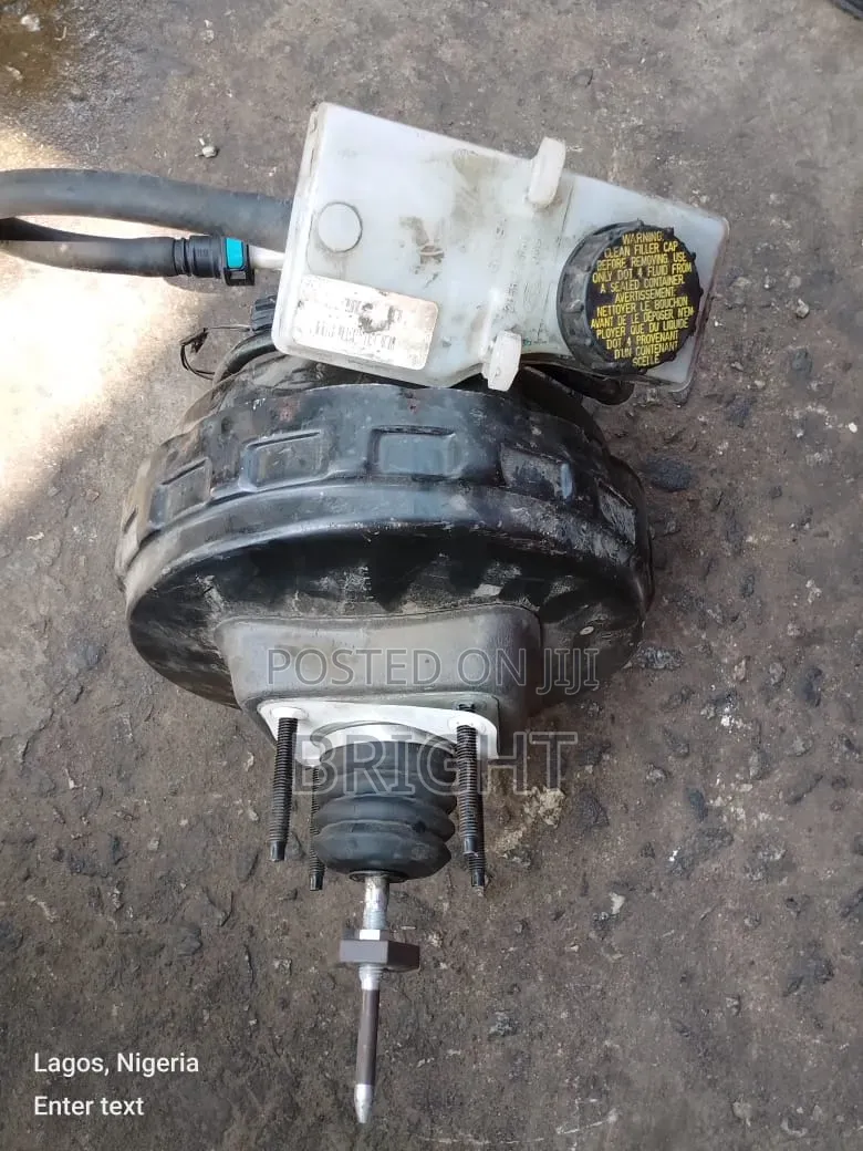 Servo & Master Ford C-Max 2018