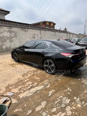 Toyota Camry XSE (2.5L 4cyl 8A) 2019 Black