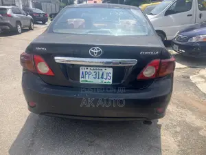 Toyota Corolla 2012 Black