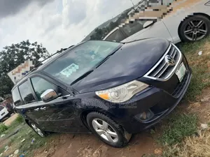 Volkswagen Routan 2010 Black