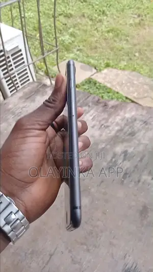Apple iPhone 8 Plus 64 GB Black
