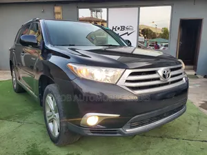 Toyota Highlander Limited 2012 Black
