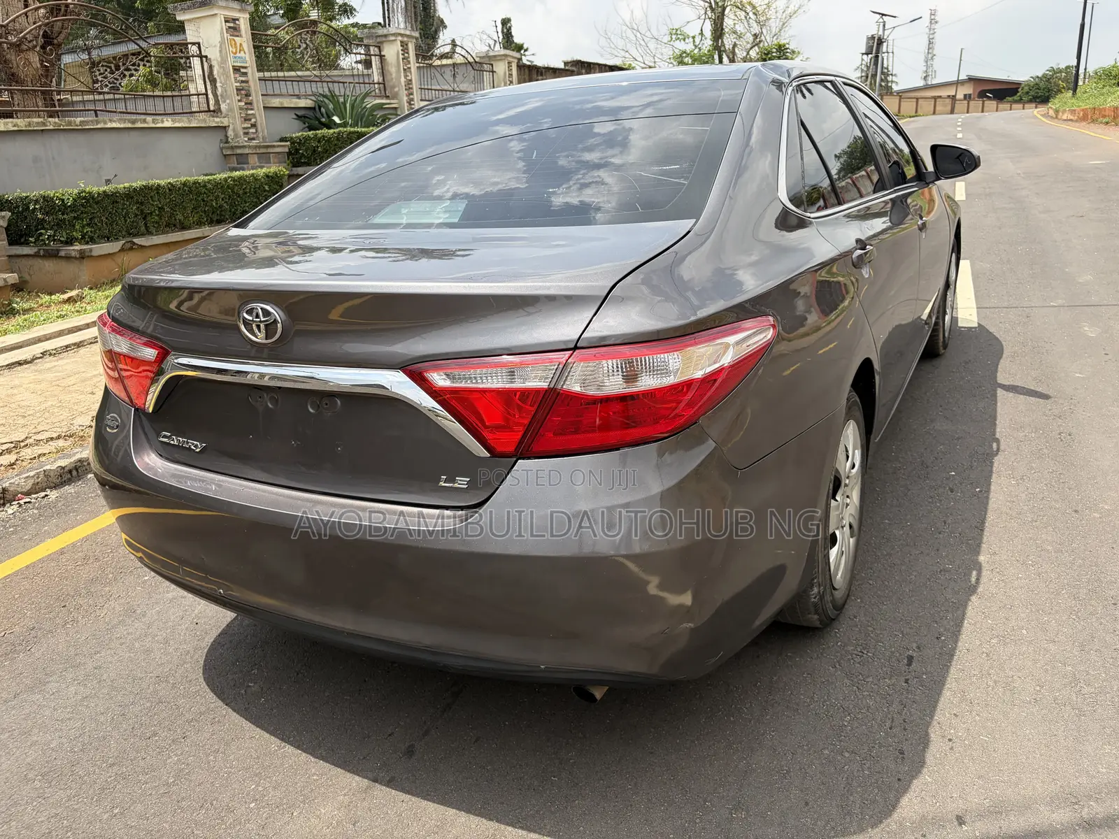 Toyota Camry 2016 Gray