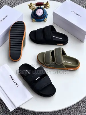 High Quality Luxury Article No. Double-Strap Slide Sandals!!