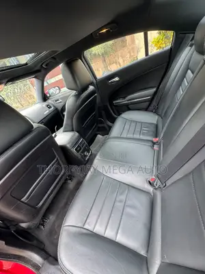 Dodge Charger SE 2012 Red