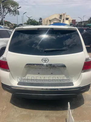 Toyota Highlander Limited 3.5l 4WD 2013 Off white
