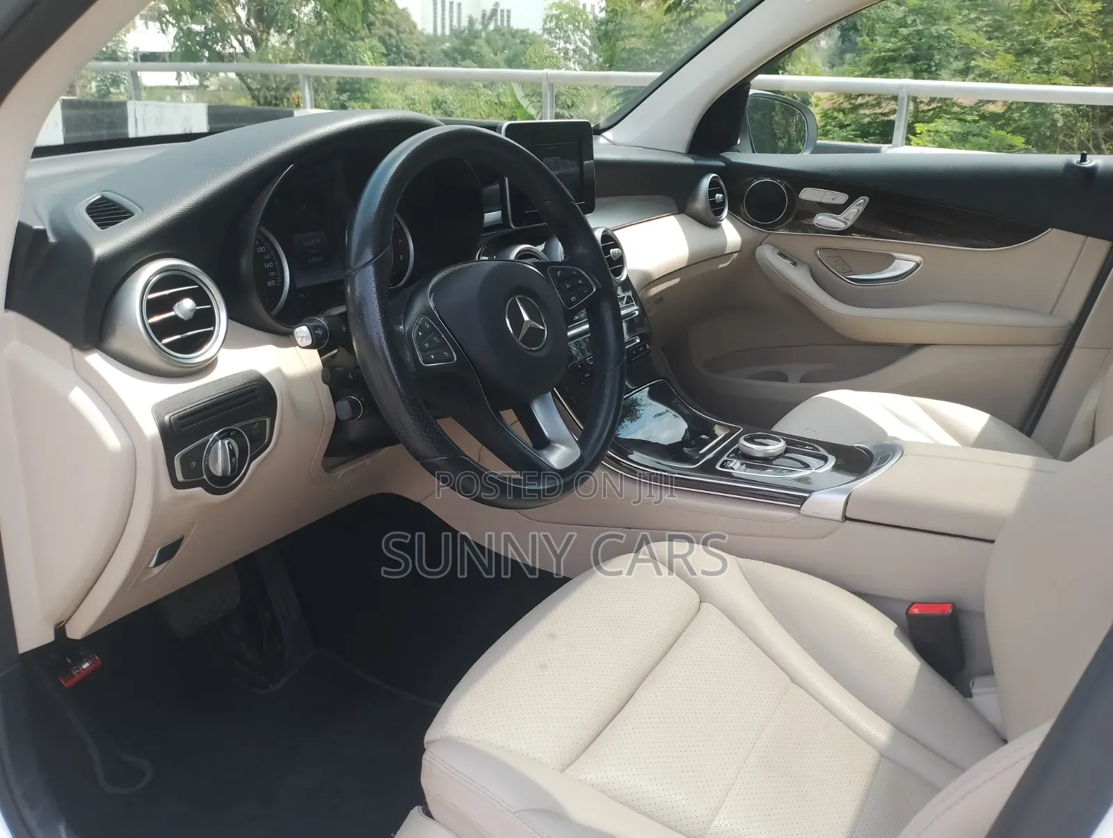 Mercedes-Benz GLC-Class 2017 White