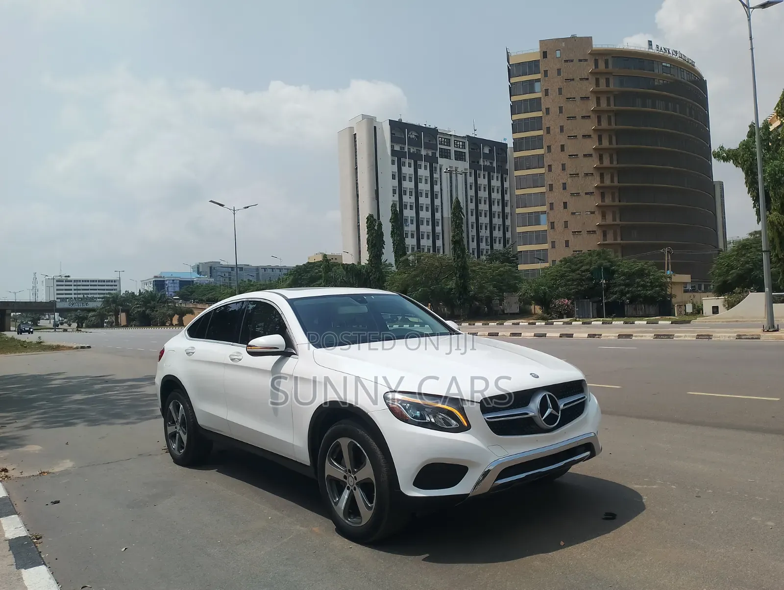 Mercedes-Benz GLC-Class 2017 White
