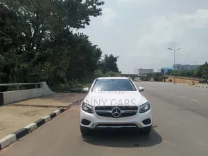 Mercedes-Benz GLC-Class 2017 White