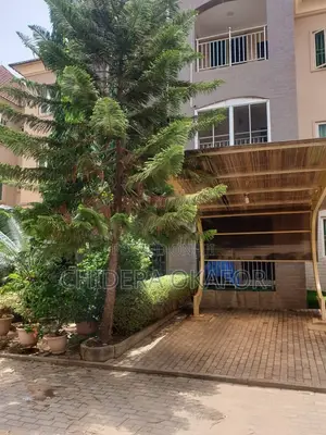 5bdrm Duplex in Jahi for sale