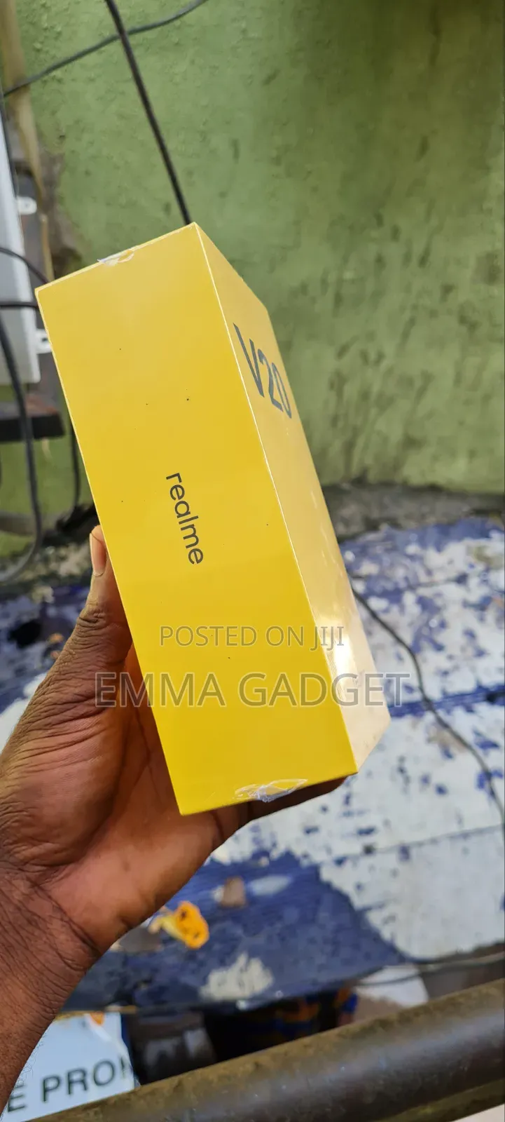 New Realme V20 128 GB Blue