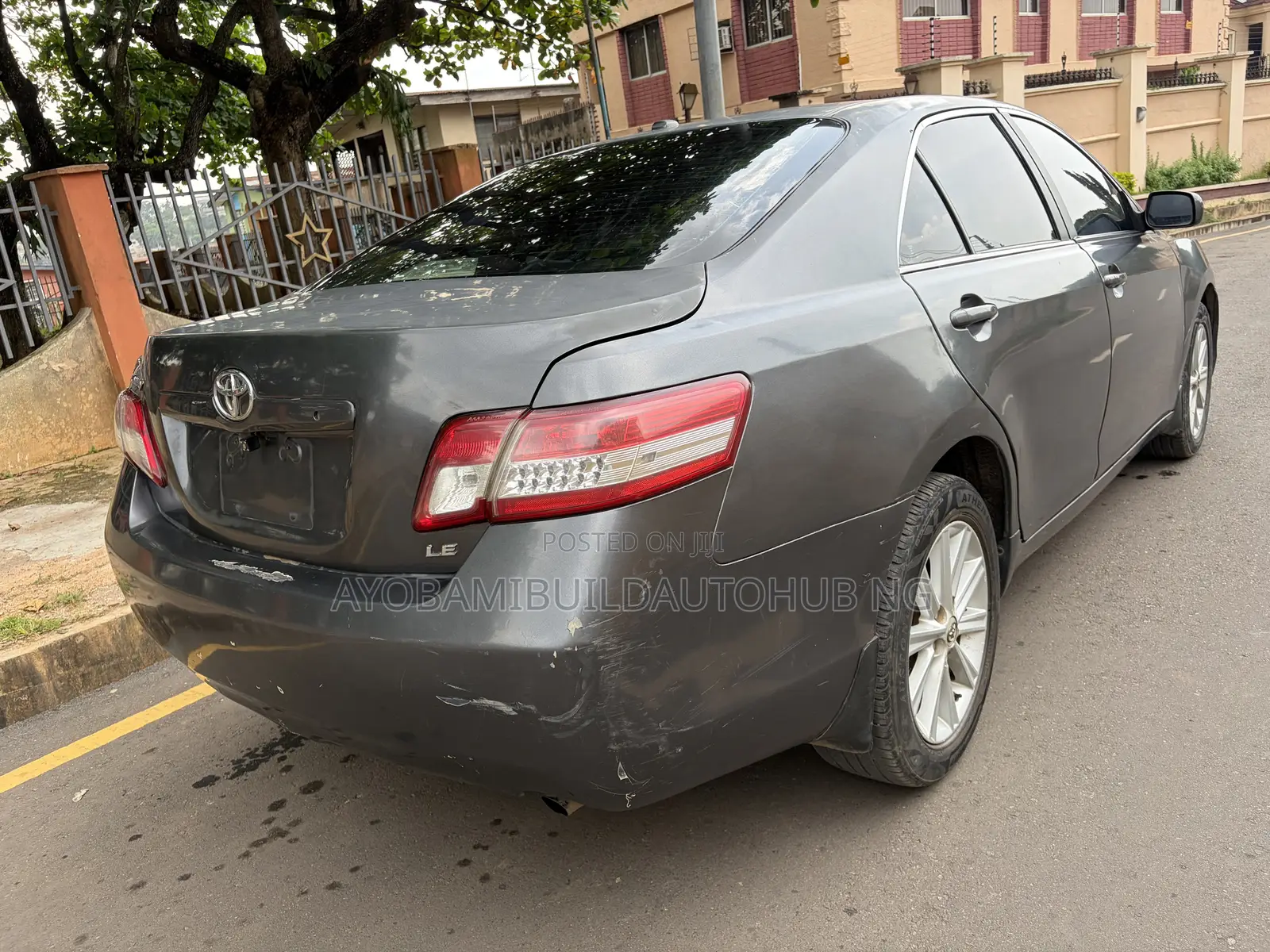 Toyota Camry 2011 Gray