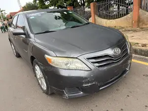Toyota Camry 2011 Gray