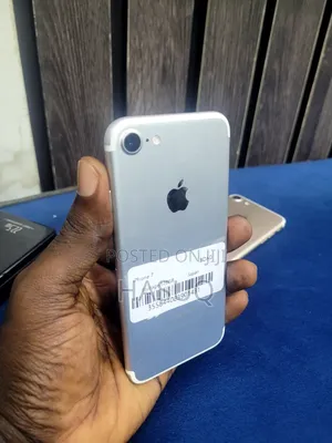 Apple iPhone 7 128 GB White