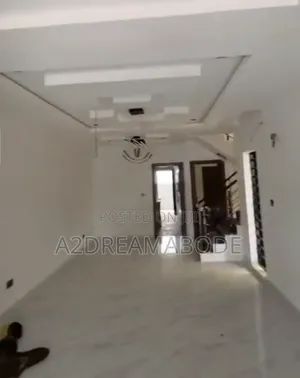 4bdrm Duplex in Ogba for sale