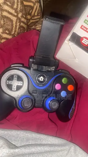 Bluetooth Game Pad