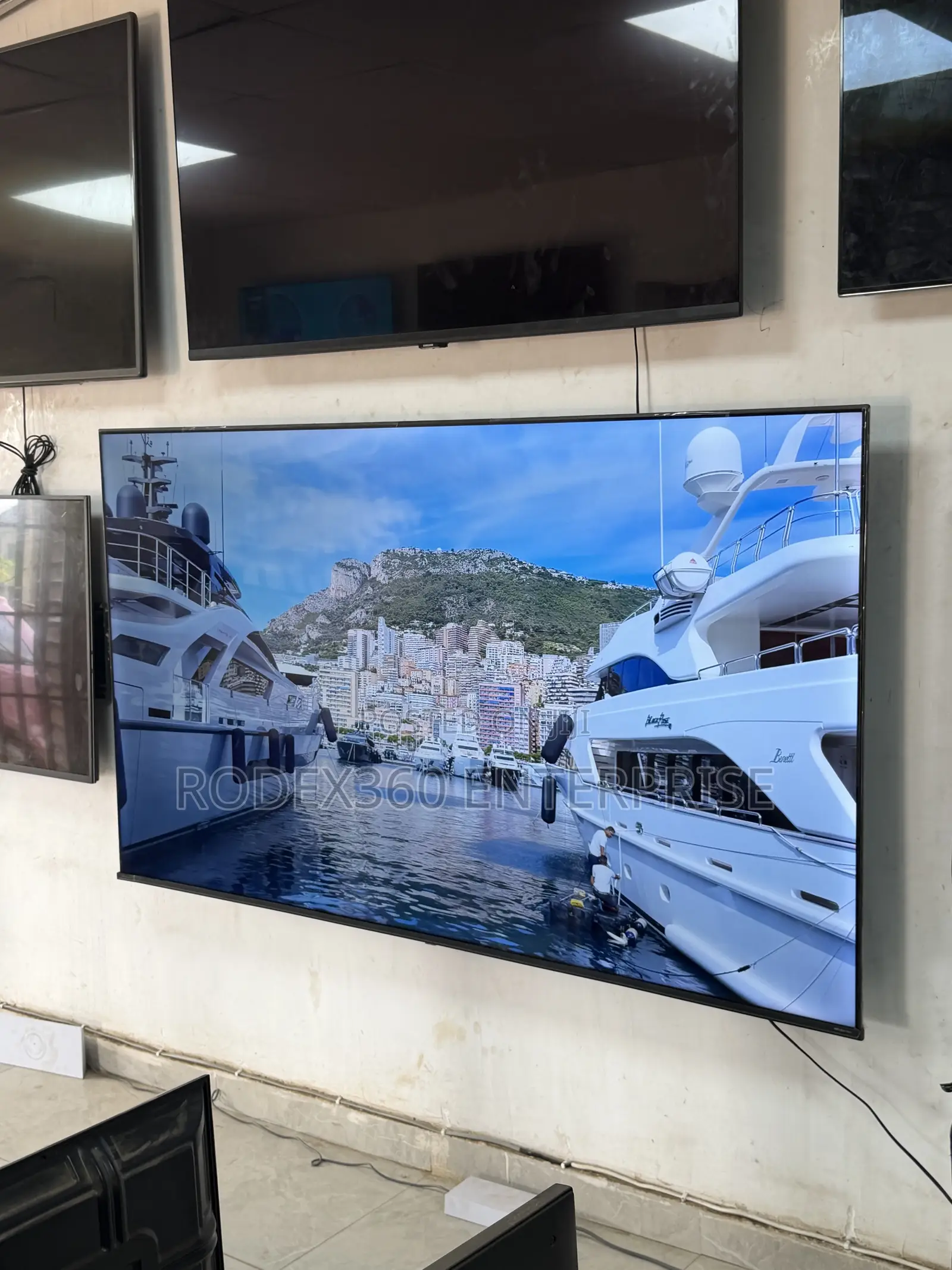 75” Hisense Smart TV