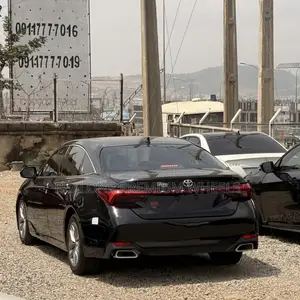 Toyota Avalon XLE 2020 Black