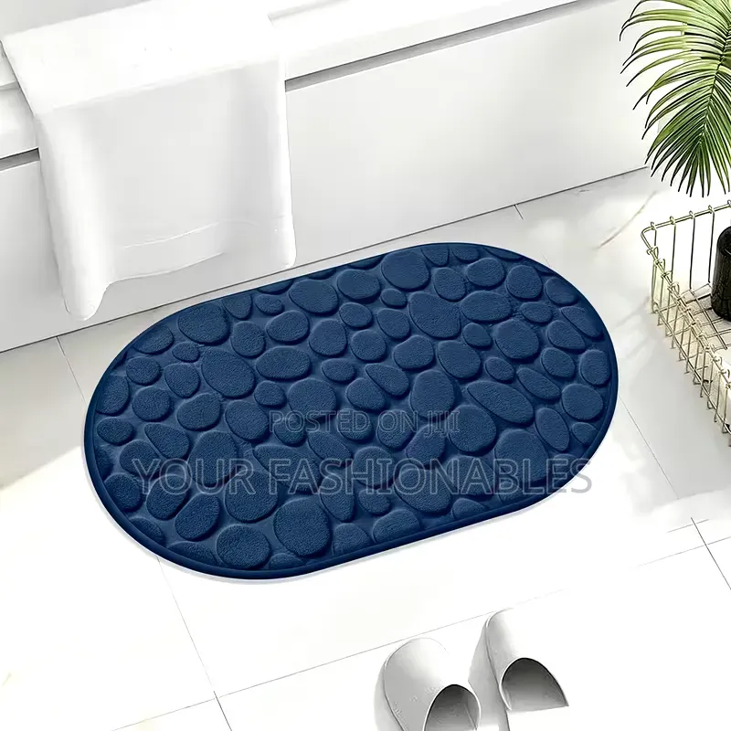 Soft Pebbles Oval Bath Mat
