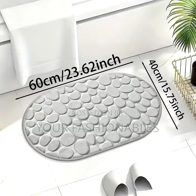 Soft Pebbles Oval Bath Mat