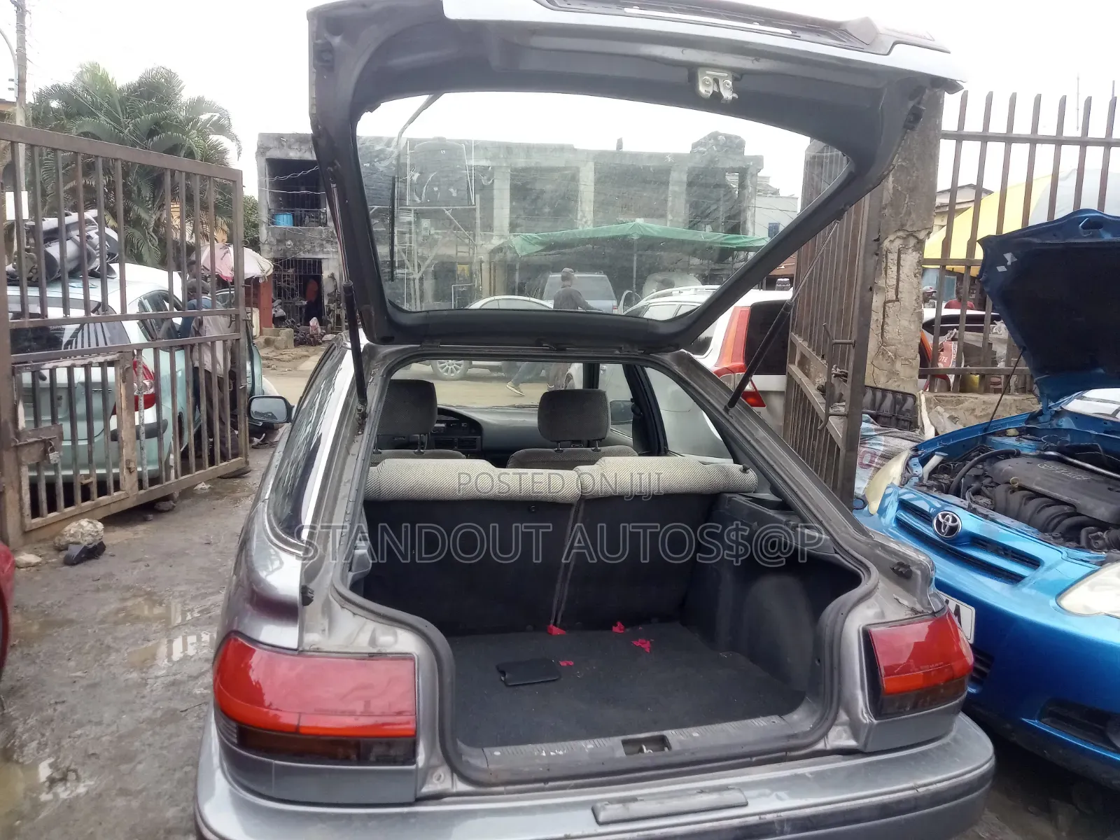 Toyota Corolla Automatic 1999 Silver