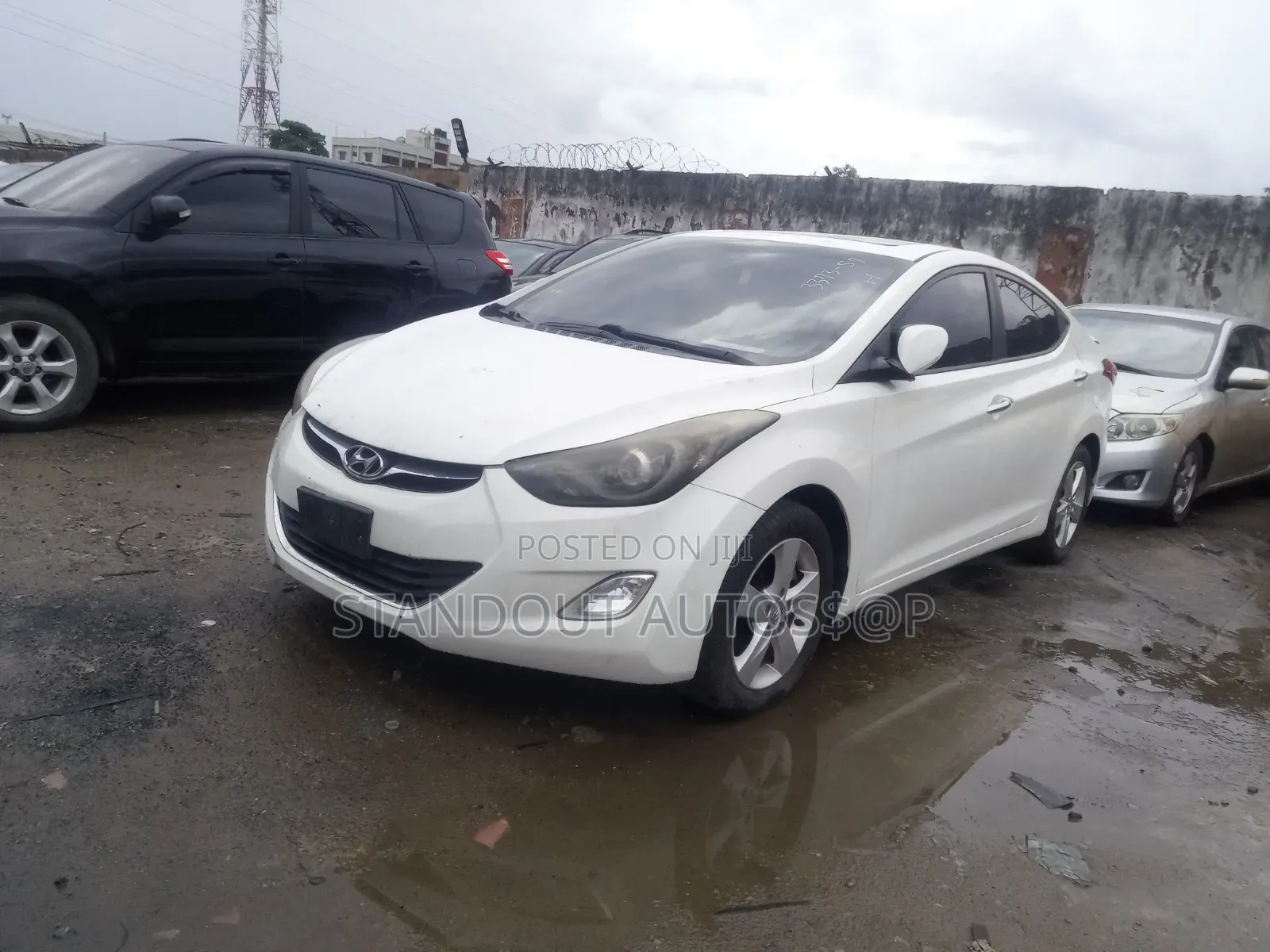 Hyundai Elantra 2013 White