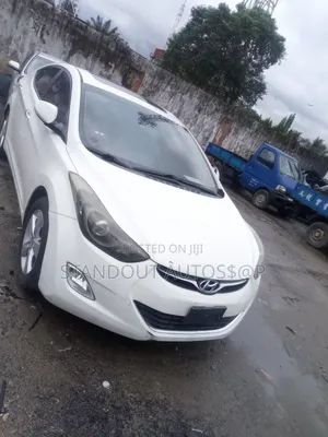 Hyundai Elantra 2013 White