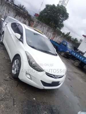 Hyundai Elantra 2013 White