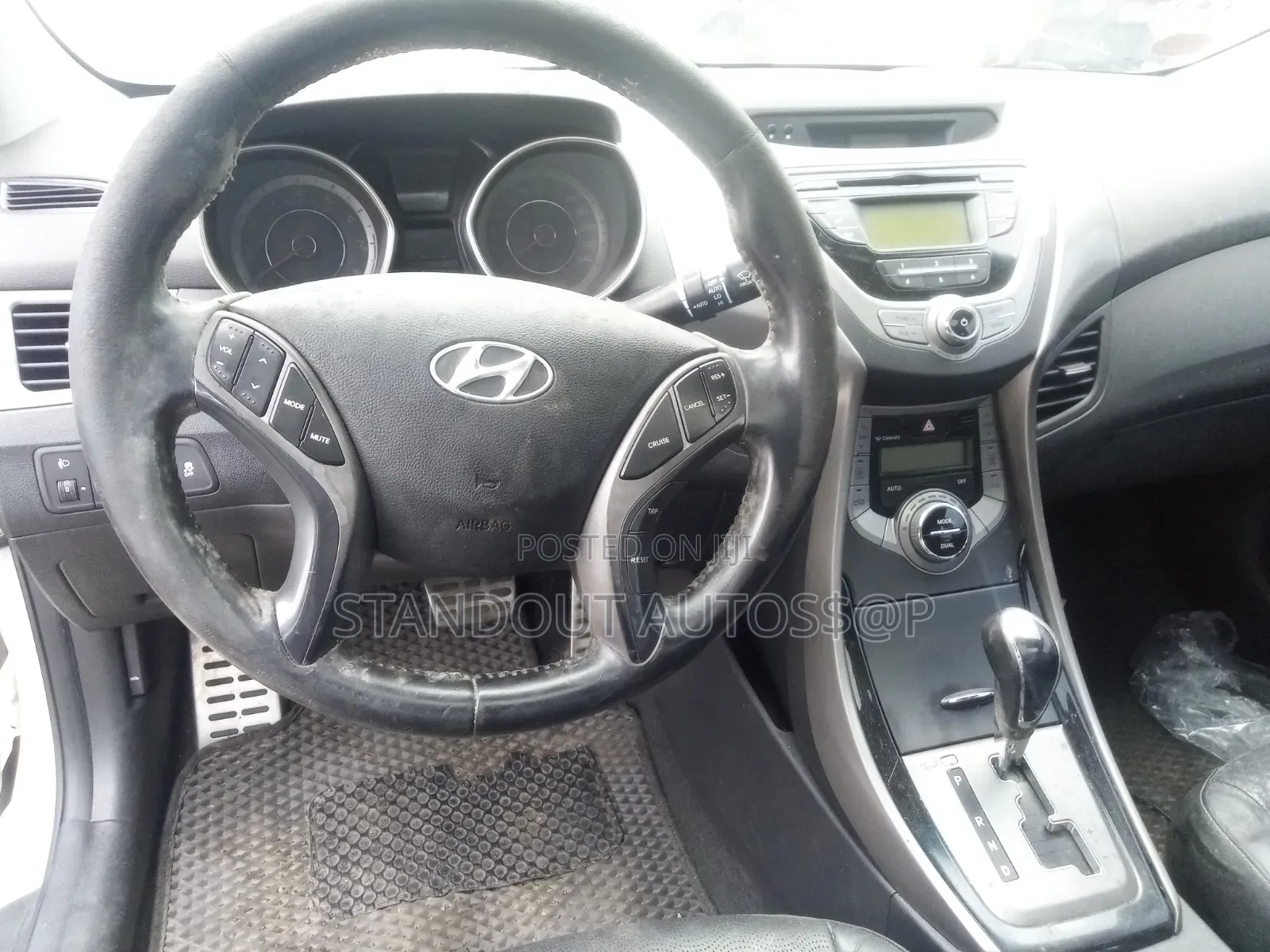 Hyundai Elantra 2013 White